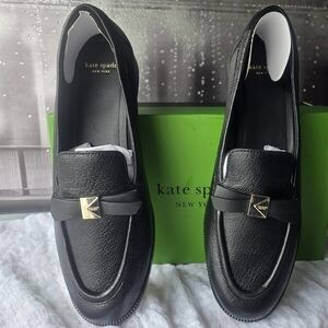 Kate Spade Pebbled Deco Bow Loafers. New In Box Women 9